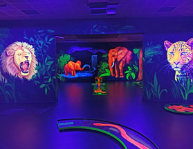 UV-Malerei, Motiv: Jaguar, Löwe, Elefant mit Baby