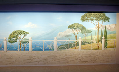 Wandbild Schwimmbad Detail: Halbinsel und Pinien